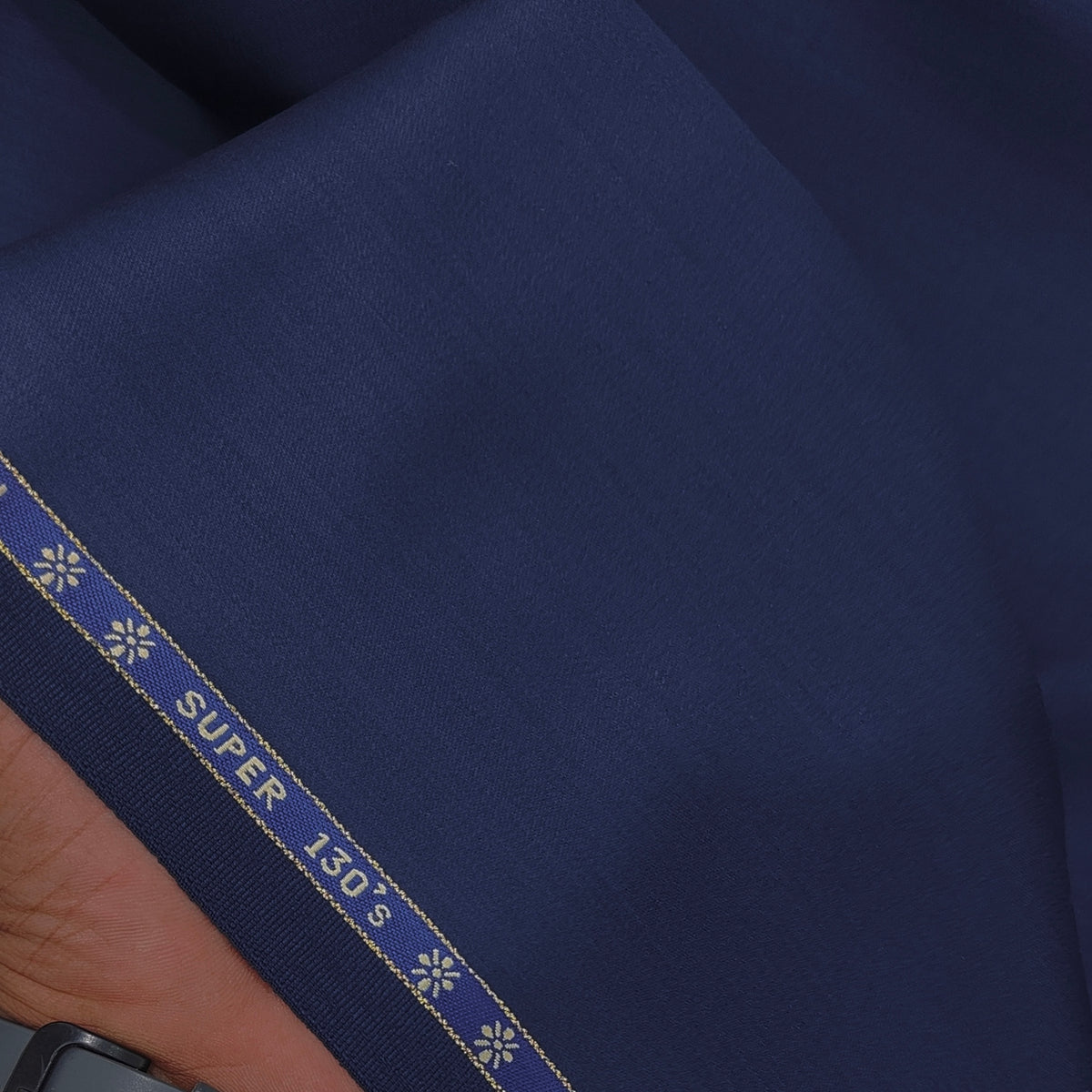 Trouser Fabric Reid & Taylor Super 130s Count 70%Wool Plain Color Berry Blue