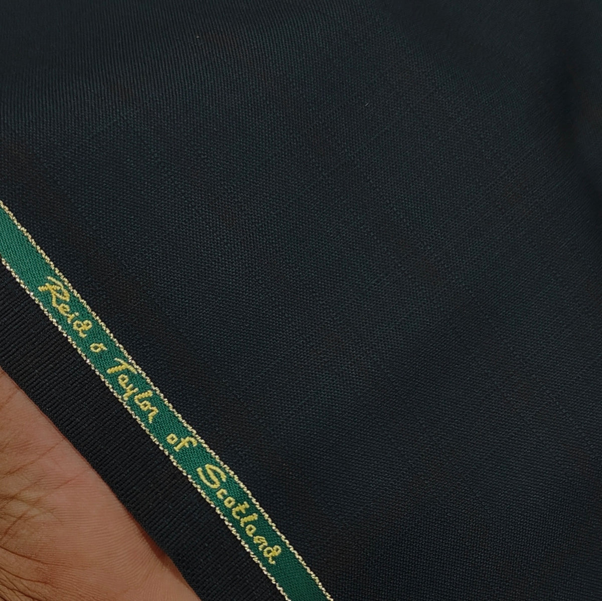 Trouser Fabric Reid & Taylor Super 120s Count 60%Wool Self Check Color Dull Green