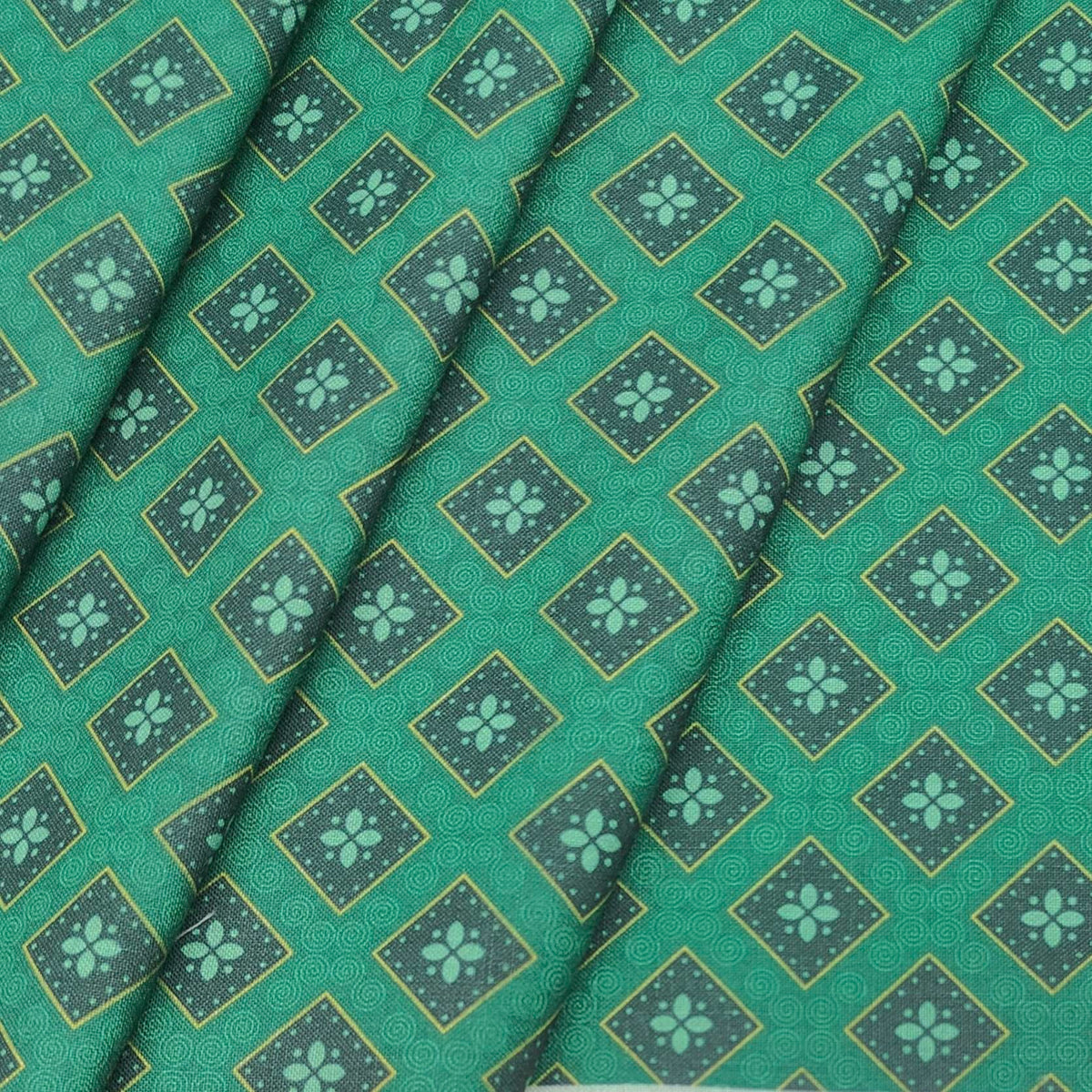 Shirt Fabric ManTire Polyester Viscose Digital Printed Color Bottle Green