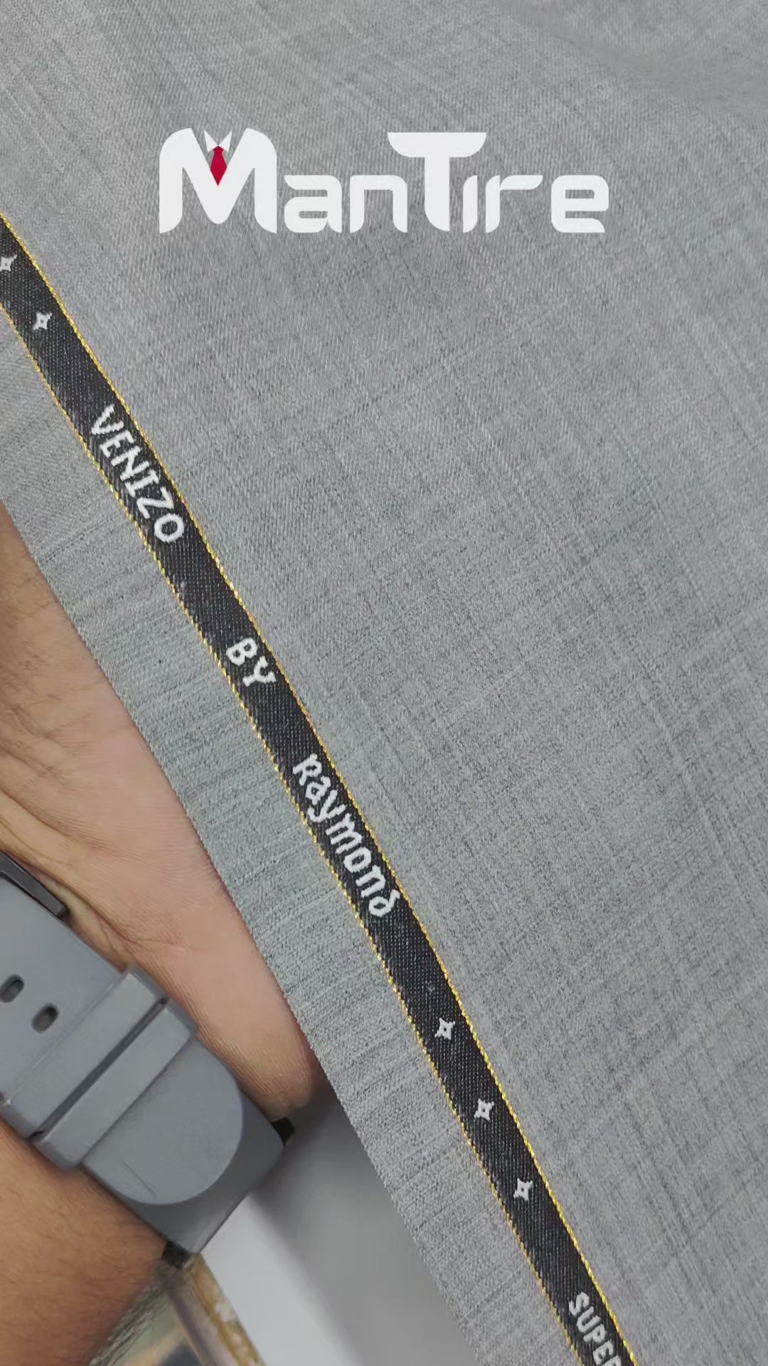 Raymond Exotic Premium Super 130s Count 70% Merino wool Plain Suiting Fabric Colour Dark Night Blue