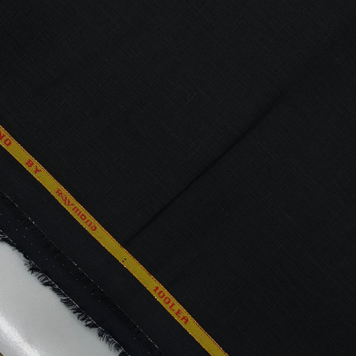 Shirt Fabric Raymond Portofino Super 100Lea*100Lea Pure Linen Plain Colour Jet Black