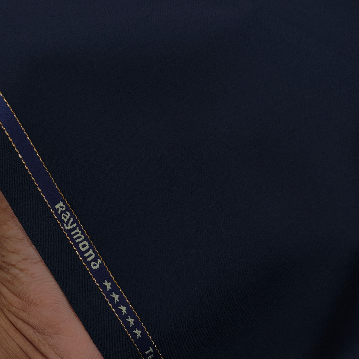 Suit Fabric Raymond Exotic Super 140s Count Luxurious 69% Rich Wool Stretchable Plain Color Midnight Ble