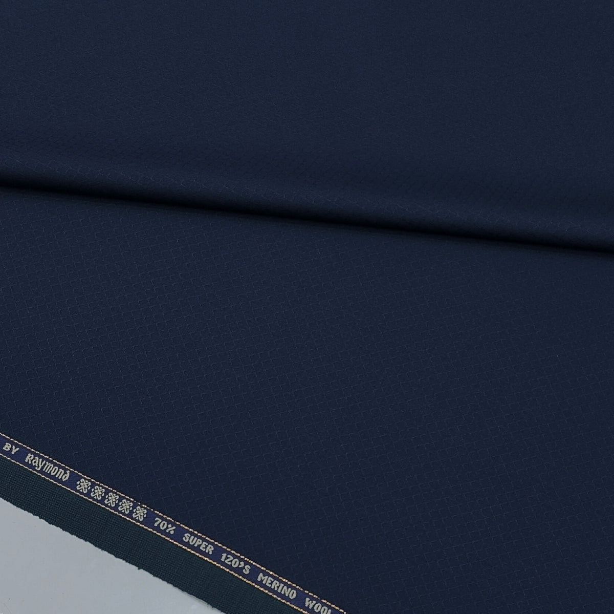 Suit Fabric Raymond Exotic Super 120s Count Luxurious 70% Rich Wool Dobby Color Peacock Blue