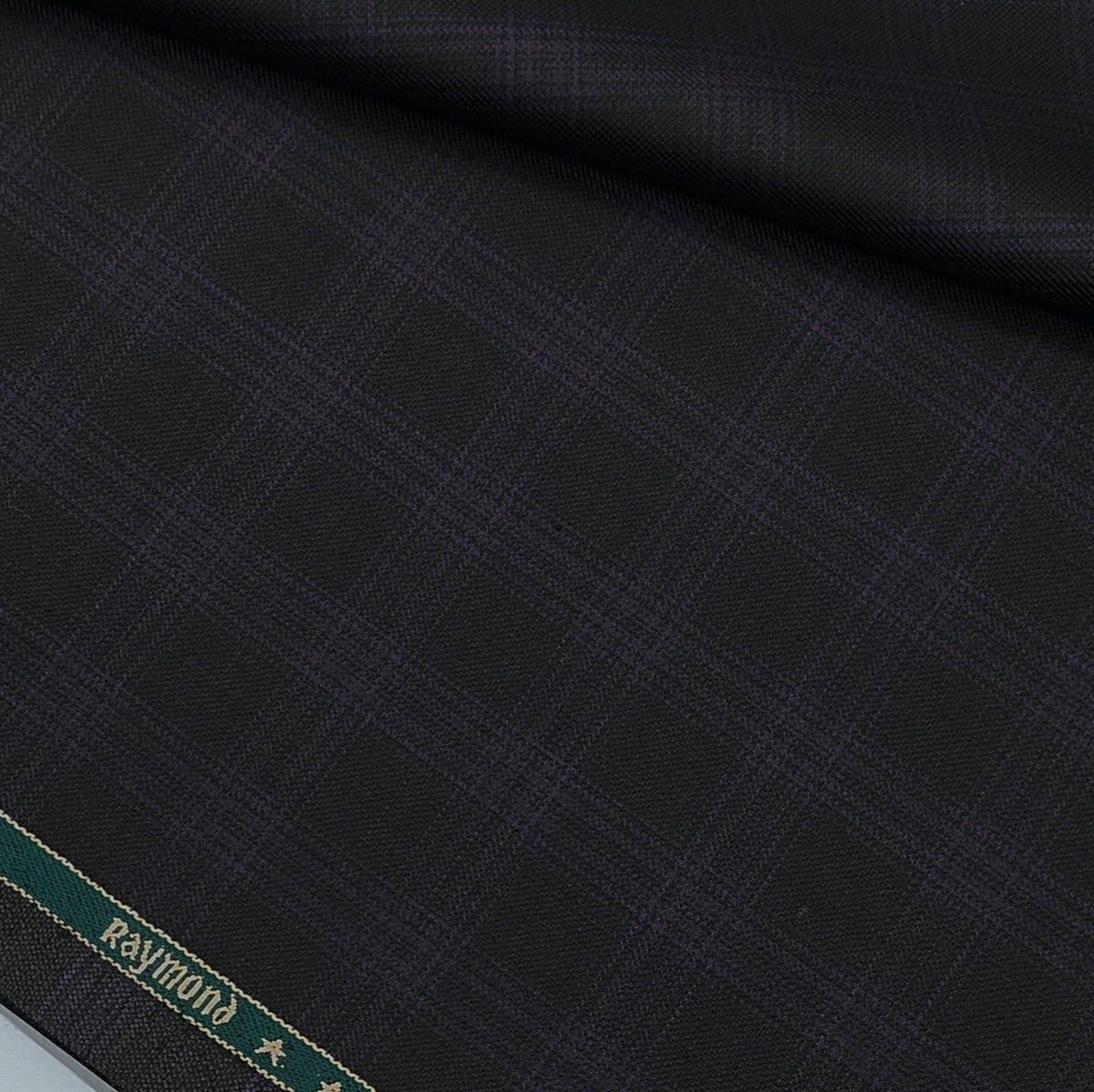 Suit Fabric Raymond Super Luxurious 30% Rich Wool Mild Check Color Wine N Blackish Grey